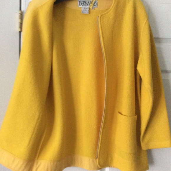 Unique Bernardo yellow 100% wool 3 season jacket LAST CALL - FINAL!!!!! - Picture 6 of 6